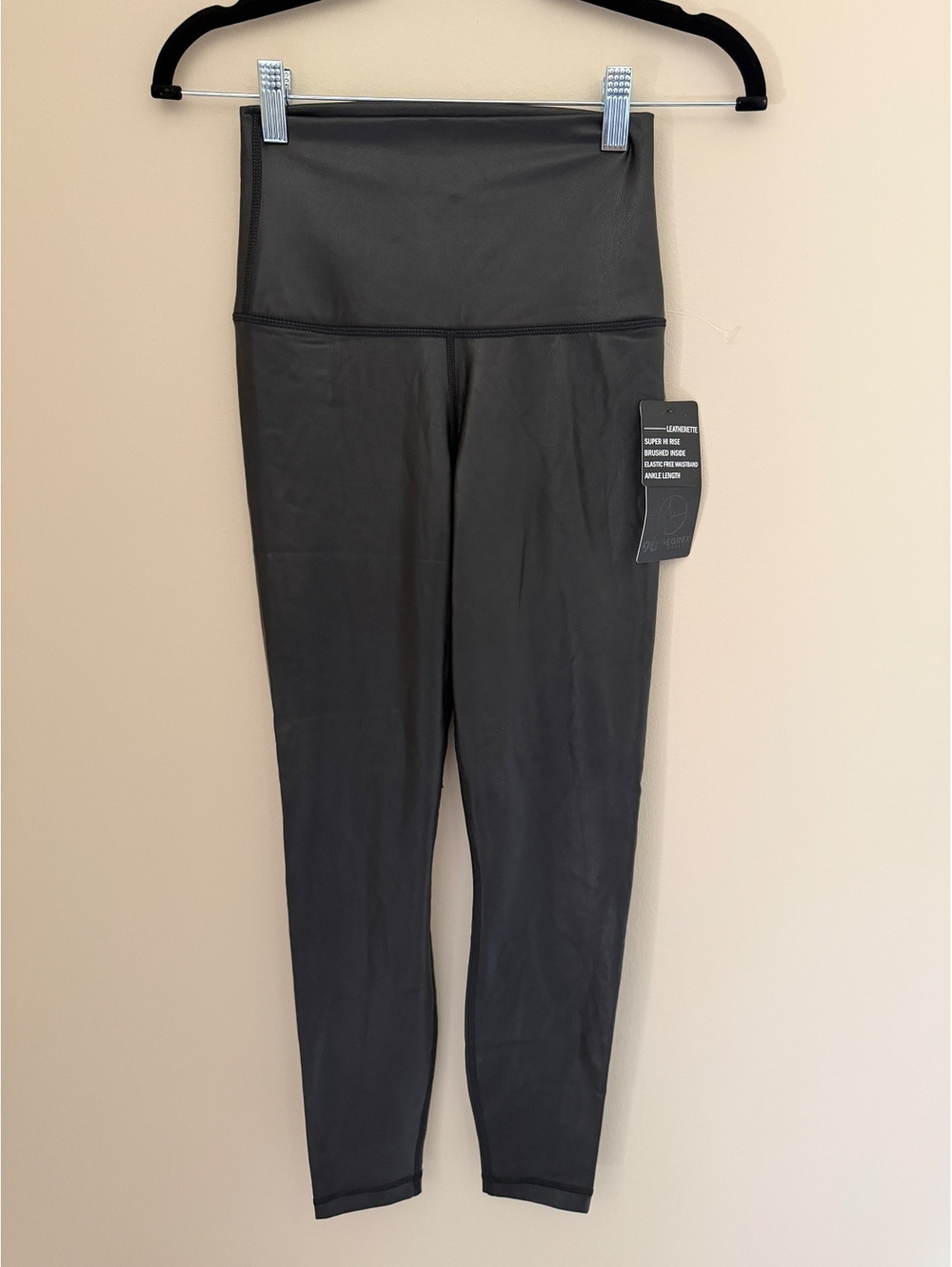 NWT leathery look 90 Degree by Reflex leggings, XS